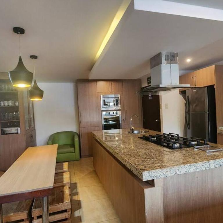 Plaza Lobos Suite Casa Entera 5 Habitaciones - Five-Bedroom House - 42