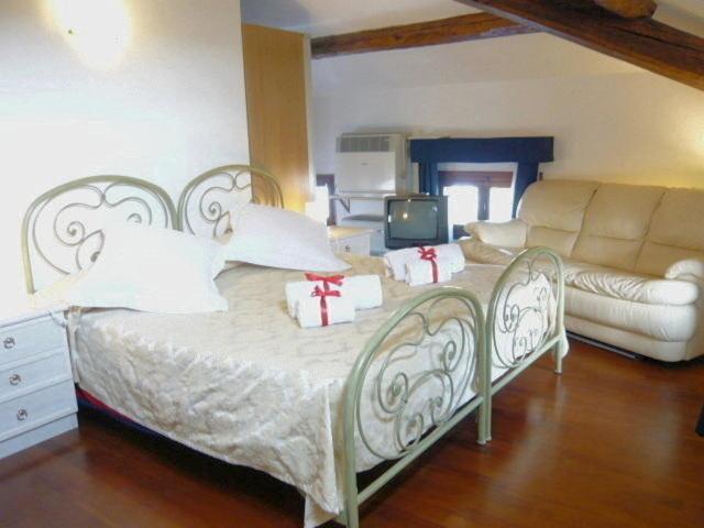 Villa Gabriella B&B - Apartments - Camera Matrimoniale/Doppia con Letti Singoli - 4