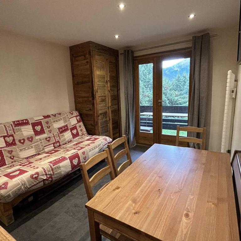Méribel: Appt avec balcon, casier à skis, animaux acceptés - FR-1-355-263 - Appartement - 3