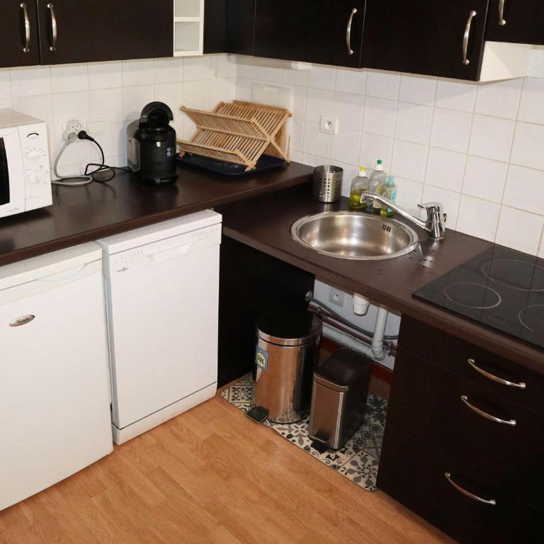 Appartement moderne 2 pièces 6 personnes avec piscine, sauna, hammam, wifi et animaux admis - FR-1-322-644 - Apartment - 4