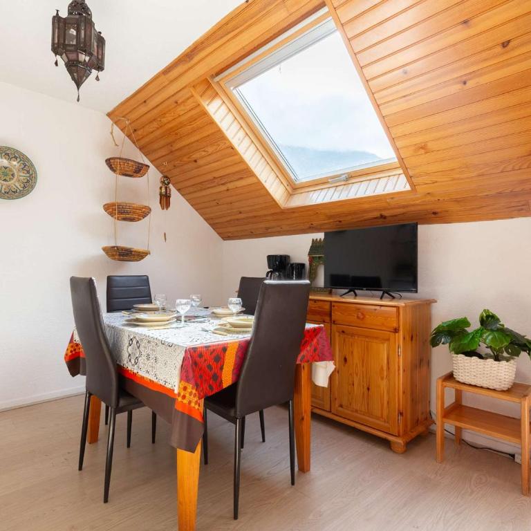 Appartement cosy pour 4 à Saint Lary village, proche pistes - FR-1-296-503 - Apartment - 2