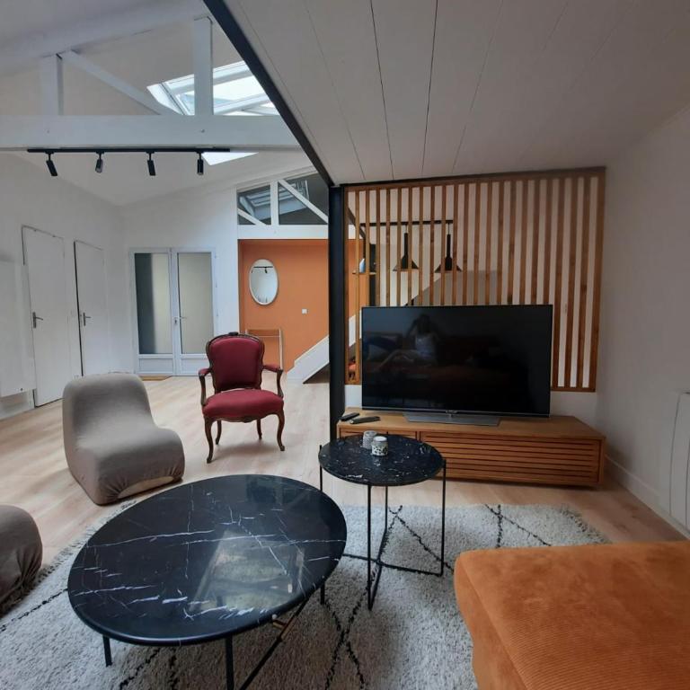 Loft 4-5 personnes à Montmartre - parking privé sur réservation - Loft - 9