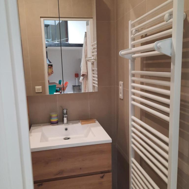 Loft 4-5 personnes à Montmartre - parking privé sur réservation - Loft - 13