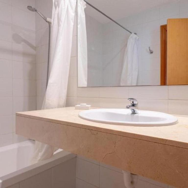 Catalina 3B es un moderno apartamento frente al mar en el Pinewalk - Appartamento con 3 Camere da Letto e Vista Acqua - 16