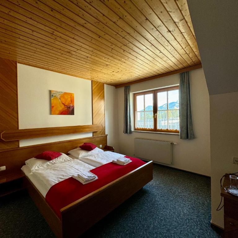 Hotel die Traube - Superior Zimmer mit Queensize-Bett - 2
