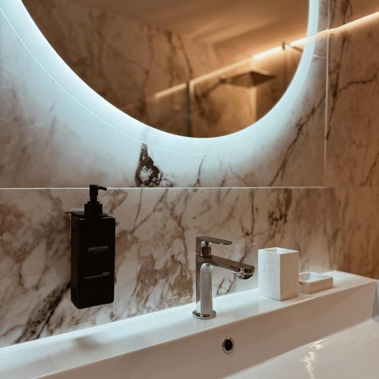 Residenza Imperiale - Trevi Suites - Camera King Superior - 6