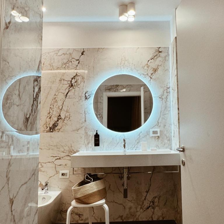 Residenza Imperiale - Trevi Suites - Camera King Superior - 5