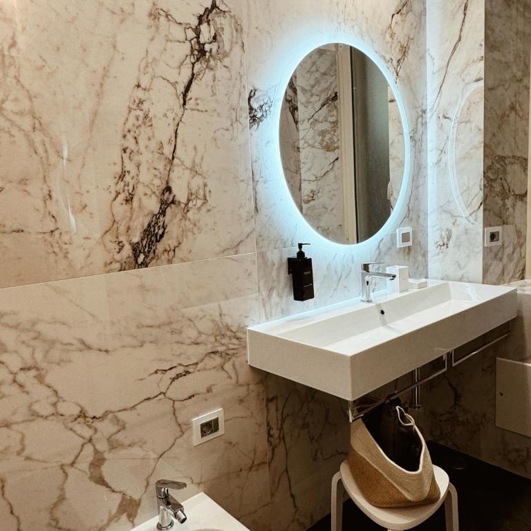 Residenza Imperiale - Trevi Suites - Camera King Superior - 8