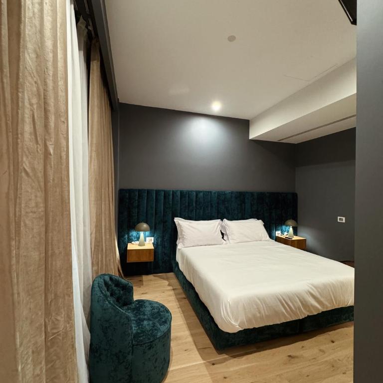 Residenza Imperiale - Trevi Suites - Camera King Superior - 12