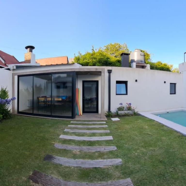 Casa 3 amb con pileta Mar del plata SOLO PARA FAMILIAS - Casa de 2 dormitorios - 3