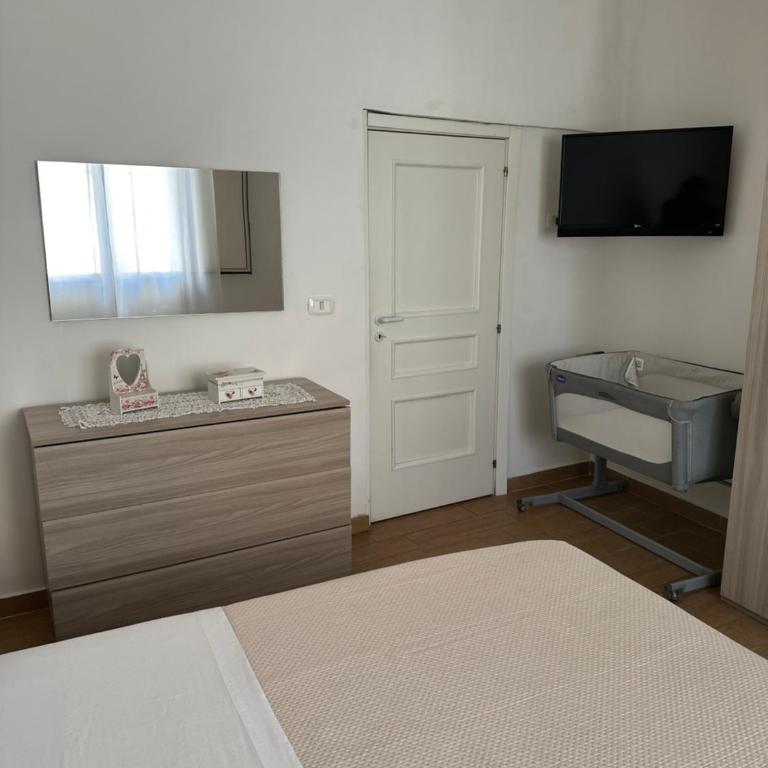 Sister House - Two-Bedroom Apartment - 8