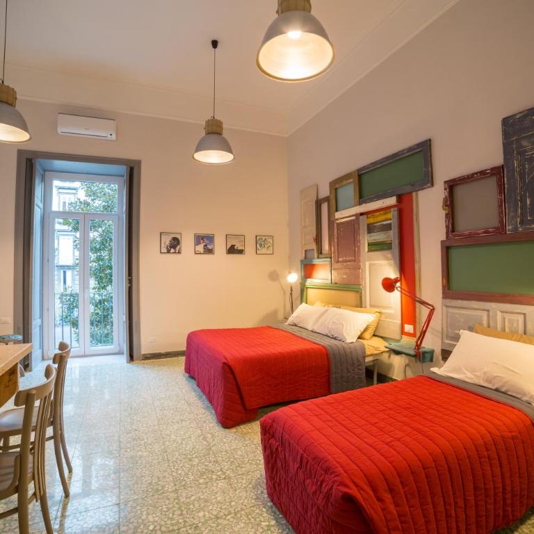 The Foria House by House In Naples - Camera Familiare Deluxe con Balcone - 4