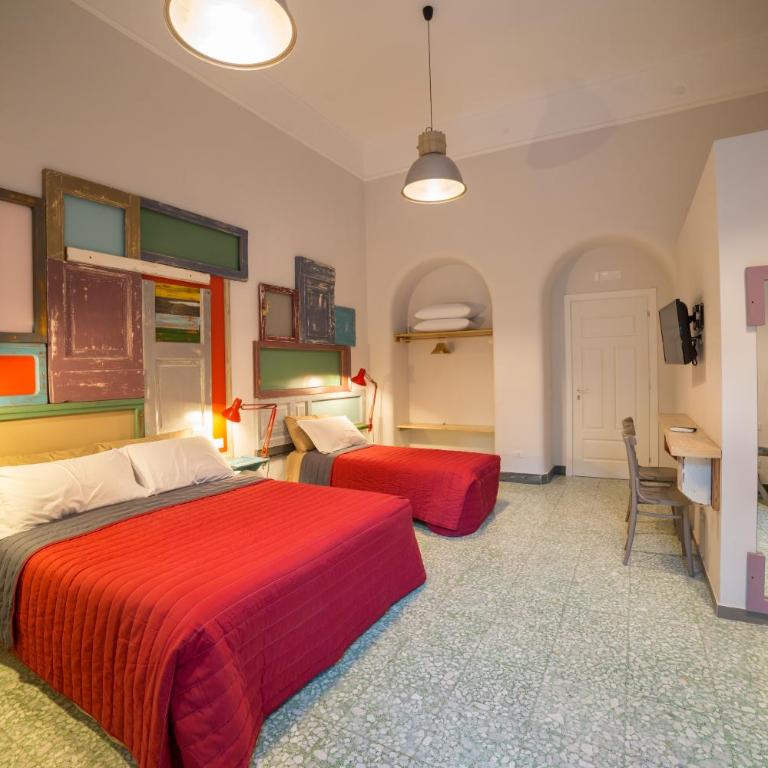 The Foria House by House In Naples - Camera Familiare Deluxe con Balcone - 8