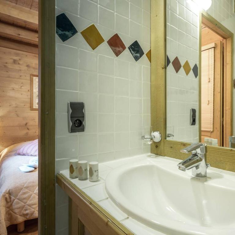 Grand appartement de 10 pers. avec piscine, spa et parking à Saint-Martin-de-Belleville - Appartement 3 Chambres - 2