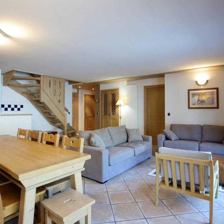 Duplex 10 pers. avec Piscine, Spa et Pied des Pistes à Saint Martin de Belleville - Appartement 4 Chambres - 3
