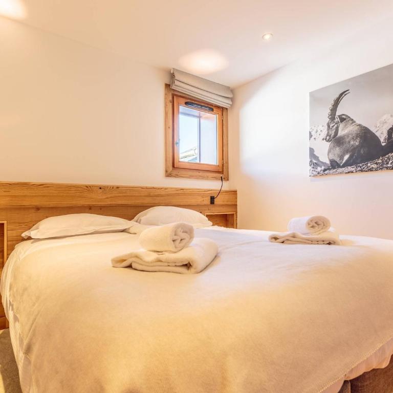 Chalet rénové avec spa, piscine et parking, pied des pistes - Appartement 3 Chambres - 12