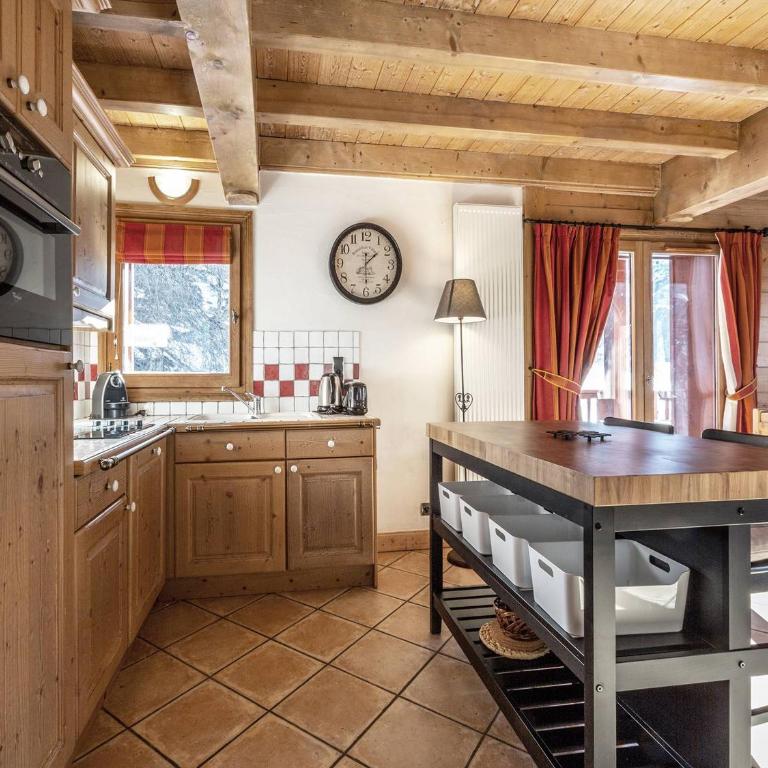 Grand appartement de 10 pers. avec piscine, spa et parking à Saint-Martin-de-Belleville - Appartement 3 Chambres - 8