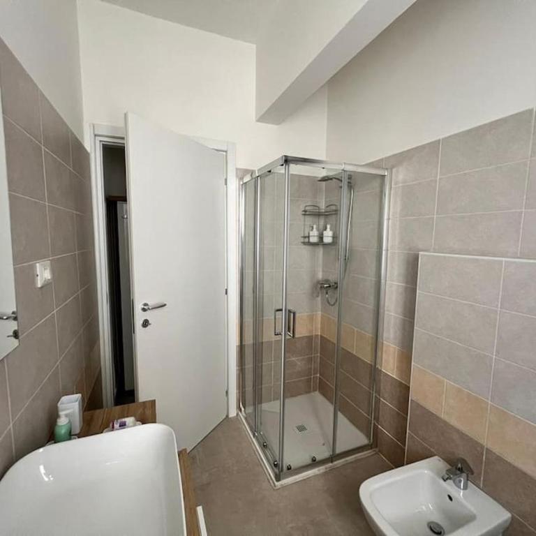 Risorgimento Apartment Verona - Appartamento con 2 Camere da Letto - 18