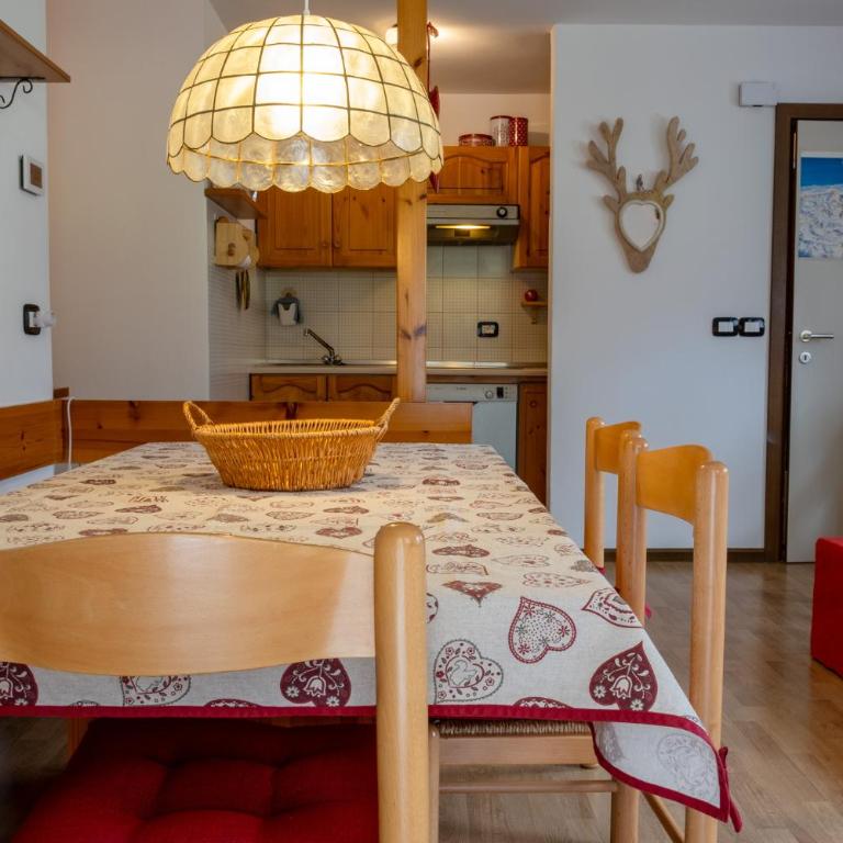 Cesa Leo - Appartamento con 3 Camere da Letto - 58