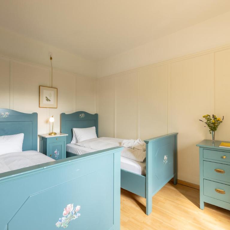 Hotel Chesa Spuondas - Budget Zweibettzimmer mit Gemeinschaftsbad - 1
