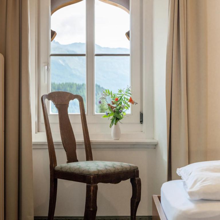 Hotel Chesa Spuondas - Panorama Family Suite with 2 Bedrooms - 8