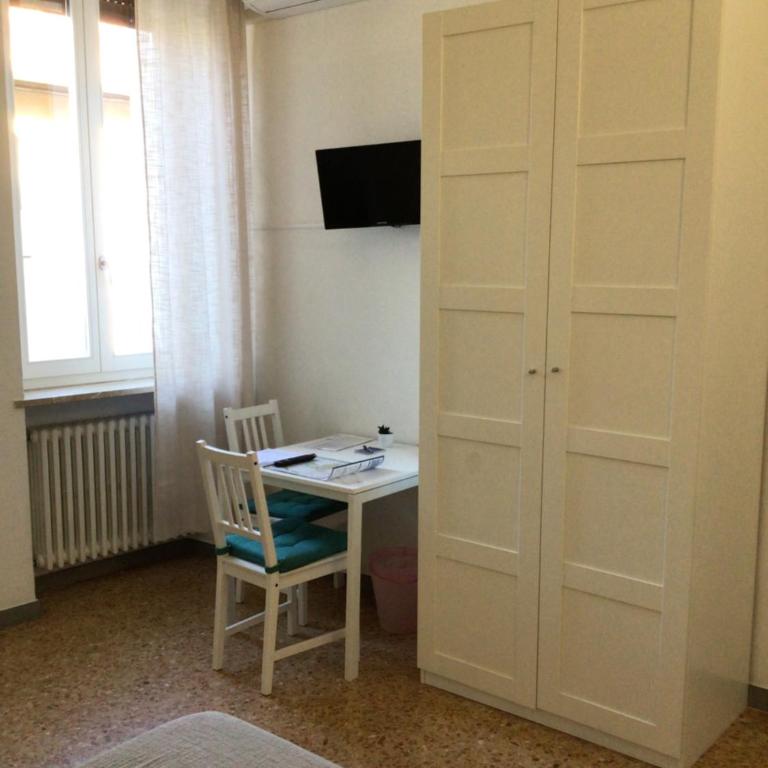 A due passi da Giulietta-Casa Montecchi - Double Room with Private Bathroom - 4