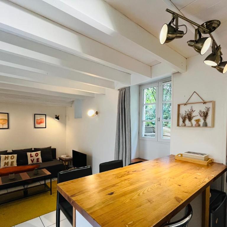 Maison de ville rare vu château - Appartement 2 Chambres - 2