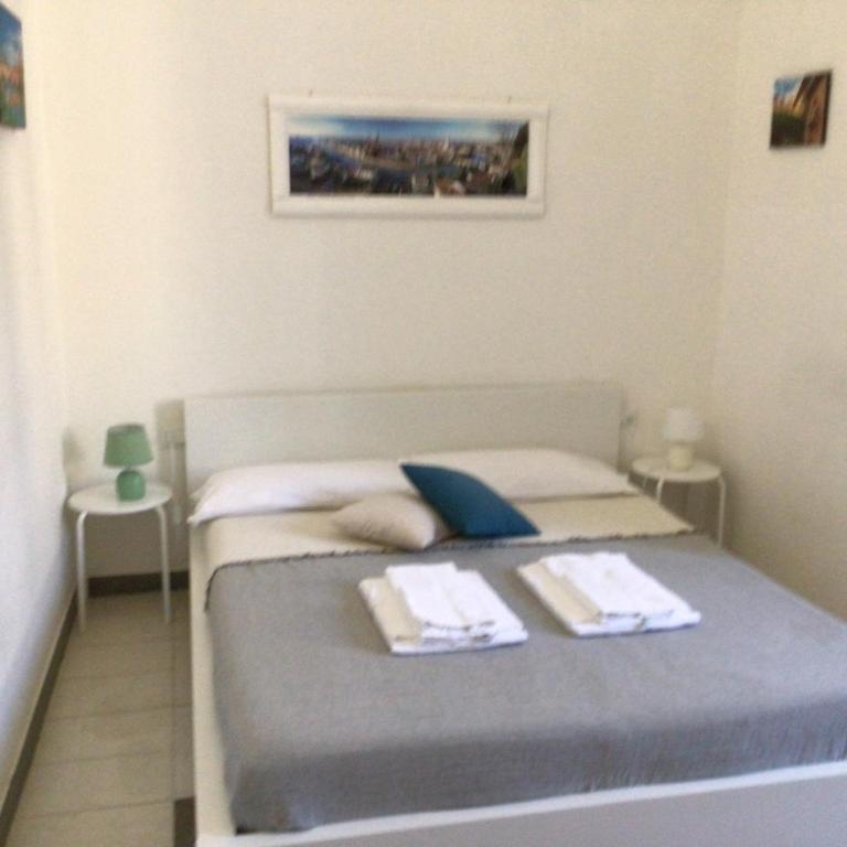 A due passi da Giulietta-Casa Montecchi - Double Room with Private Bathroom - 2