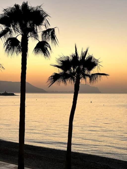 Beachfront, First line, 2-Bdr,2-Bath, Swiming Pool - Apartamento de 2 dormitorios con balcón y vistas al mar - 16