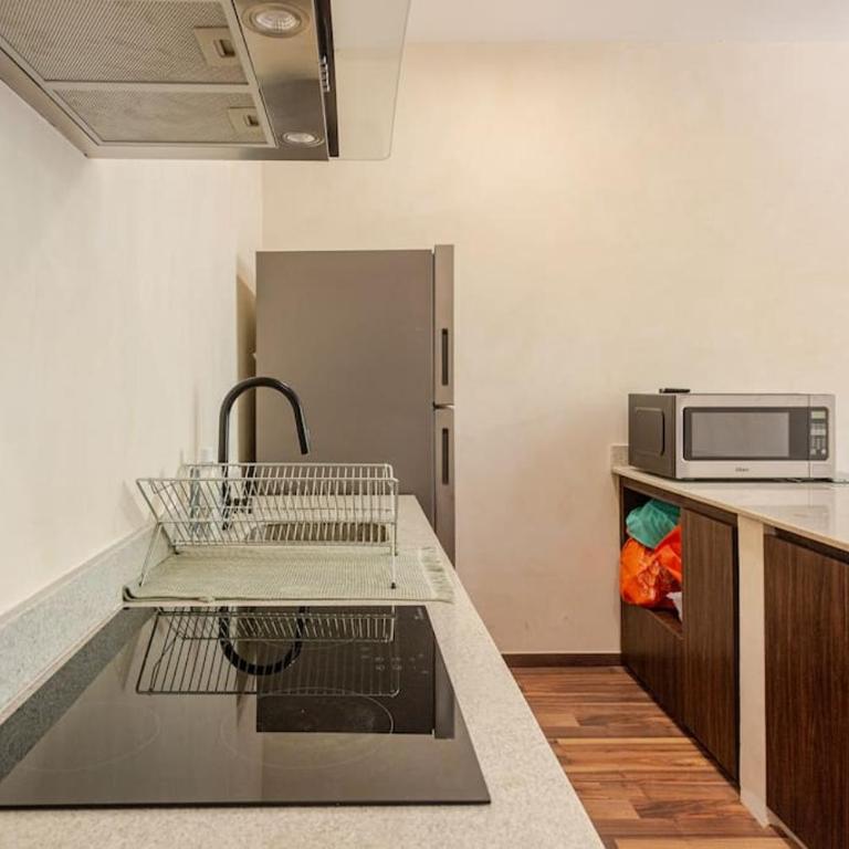 Alberca y balcon privado a 6 minutos de la playa - Two-Bedroom Apartment with Private Pool - 13
