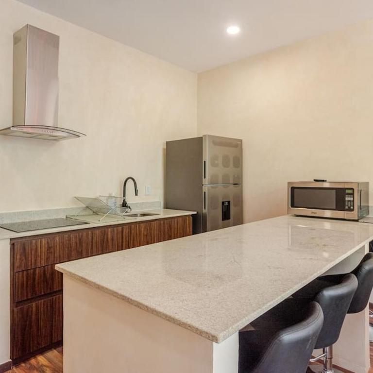 Alberca y balcon privado a 6 minutos de la playa - Two-Bedroom Apartment with Private Pool - 17