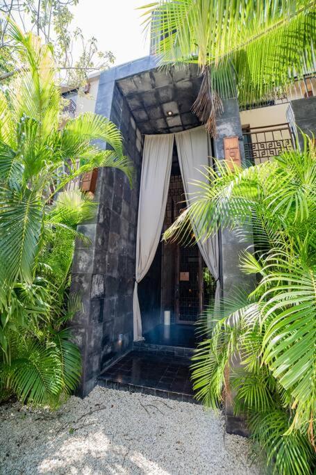 Exclusive Ph Art House free access 2 the beach - Two-Bedroom Apartment - 60