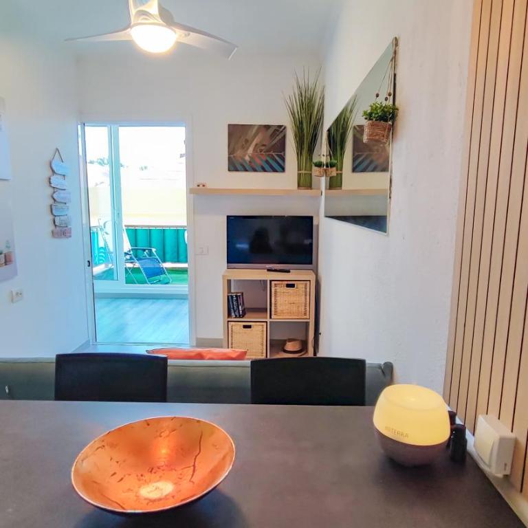 Mareverde apartment with pools and bar - Fanabe beach - Apartamento con terraza - 32