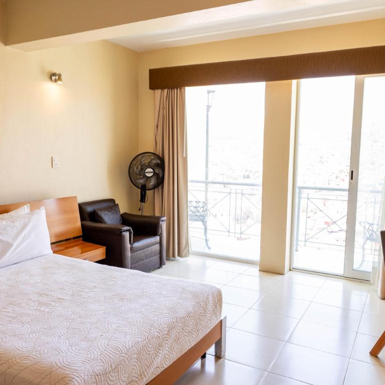 Hotel Balcón del Cielo - Standard Room with Balcony - 10