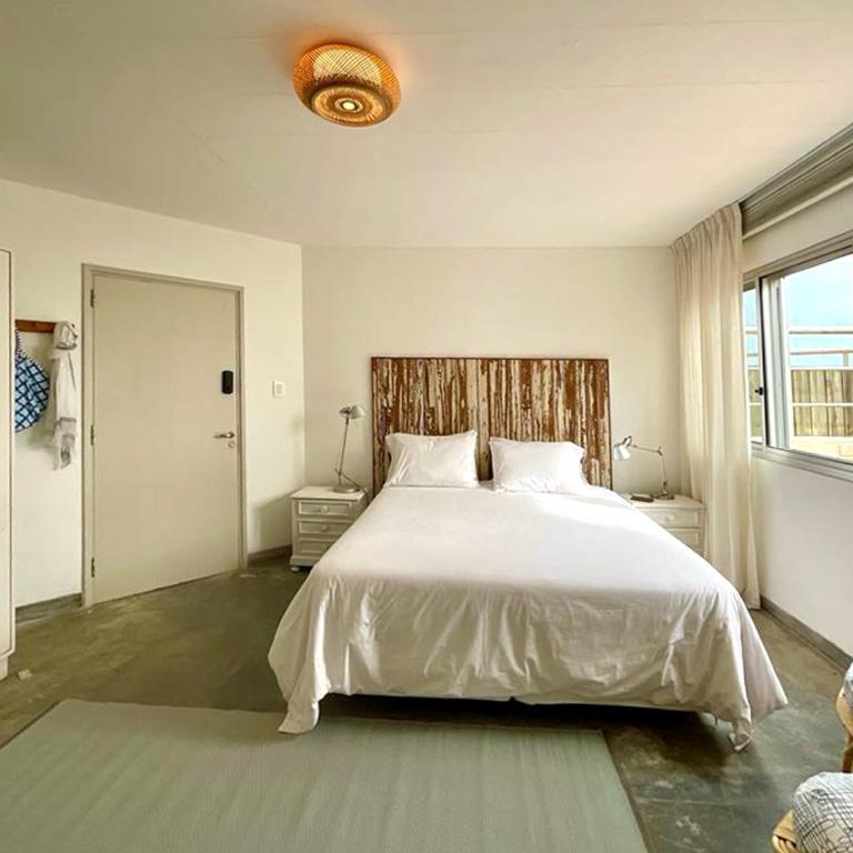 La Posta Beach Hotel - Deluxe Double Room with Balcony and Sea View - 4