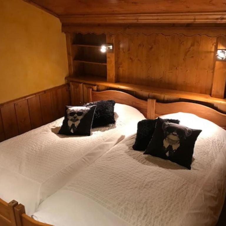 Ferme de Chenezeau - 15 personnes , 7 chambres - Maison 7 Chambres - 20