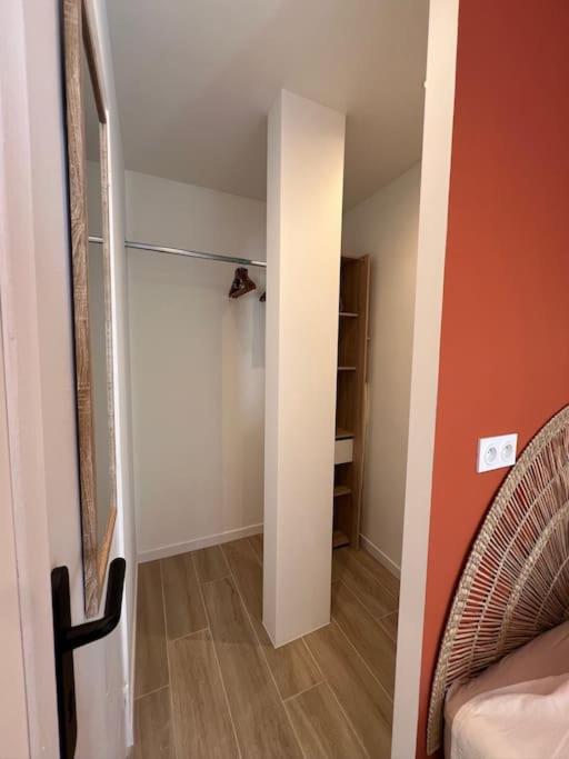 Magnifique T2 proche mer et ville refait à neuf avec terrasse - Appartamento con 1 Camera da Letto - 13