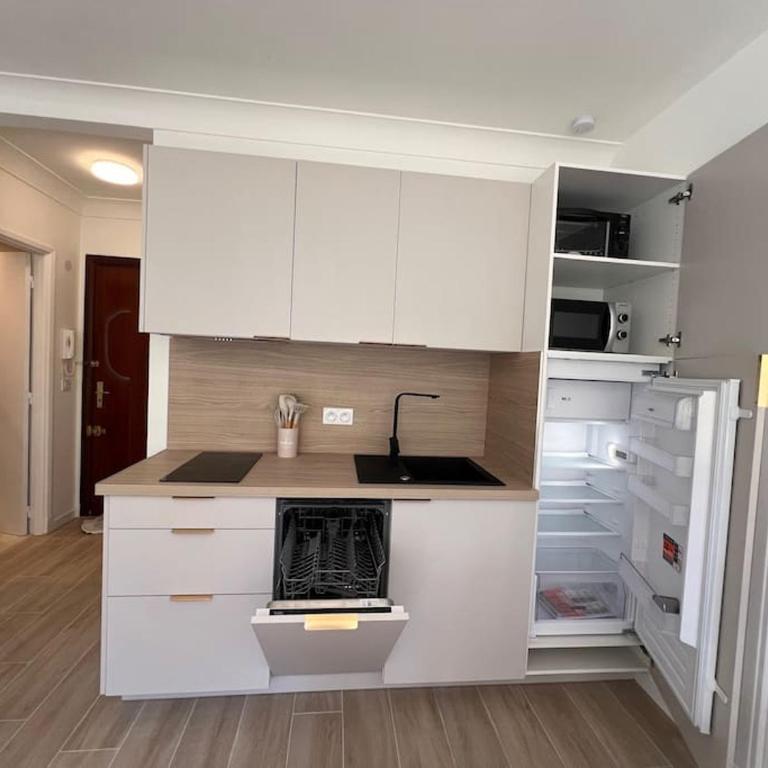 Magnifique T2 proche mer et ville refait à neuf avec terrasse - Appartamento con 1 Camera da Letto - 29