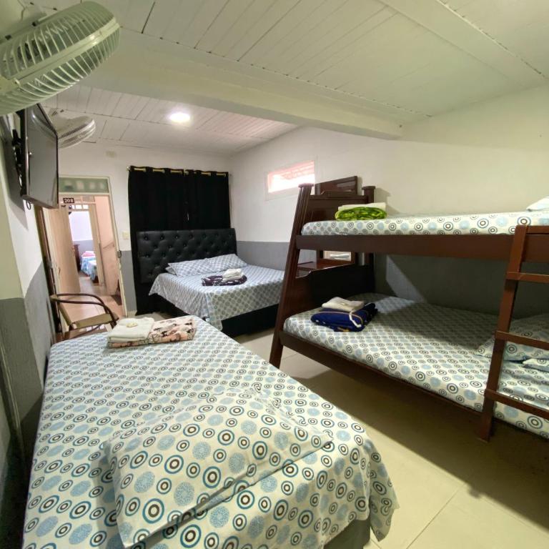 Hotel Ciudad Señora Buga - Habitación Familiar Deluxe - 2