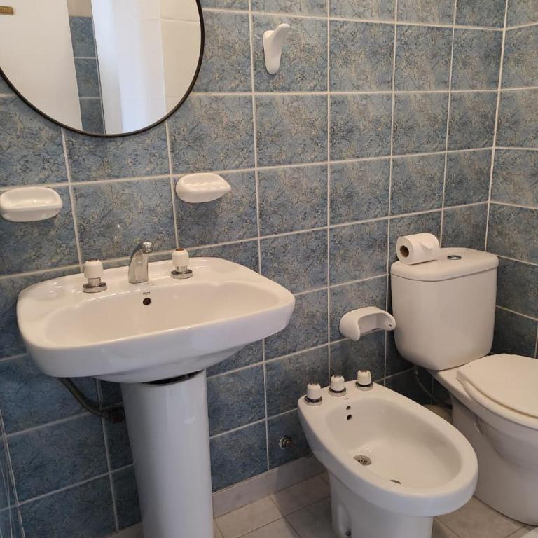 Oliva Hostería y Apart - Habitación Cuádruple con baño privado - 7