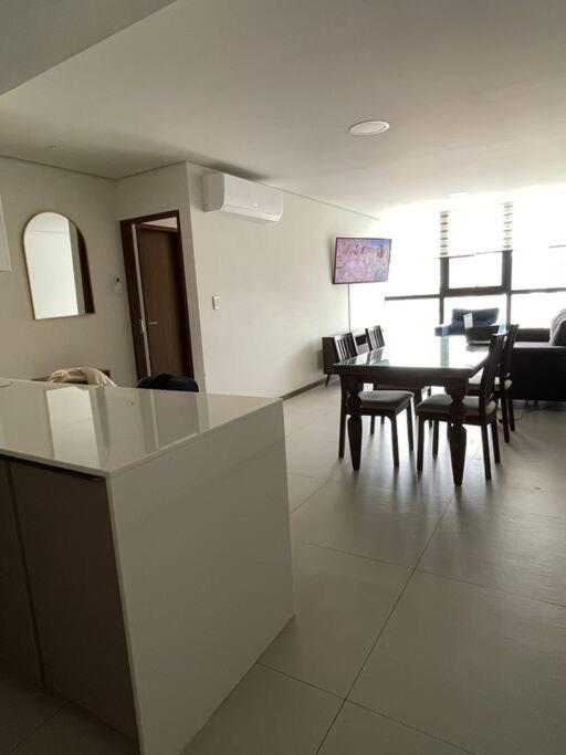 Cómodo departamento bien ubicado - Apartamento de 2 dormitorios - 6