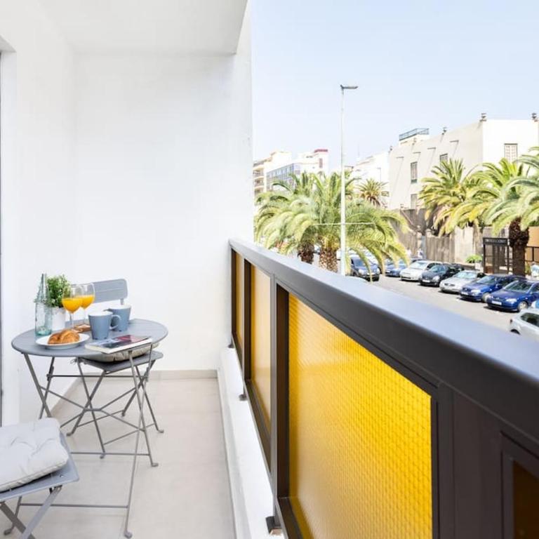 Bonito estudio con balcón - Apartamento de 1 dormitorio - 18