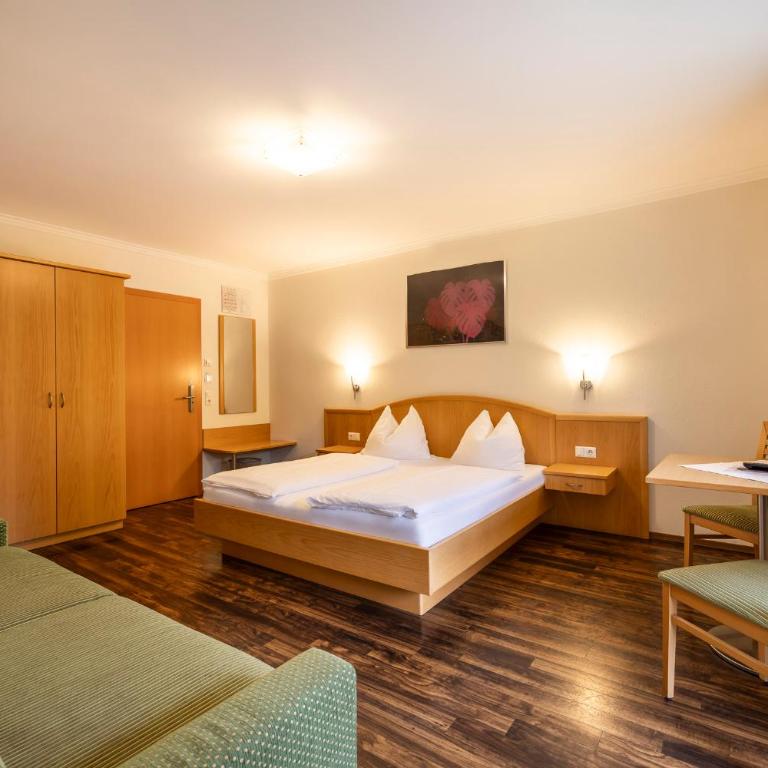 Hotel Hubertus - Doppelzimmer mit Balkon oder Terrasse - 2