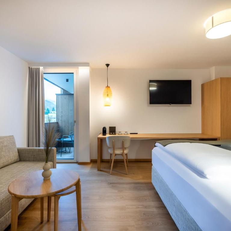 Hotel Hubertus - Deluxe Doppelzimmer mit Balkon - 12
