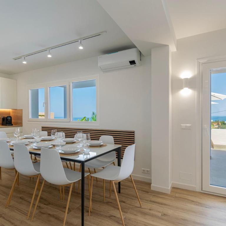 Happyplace Malaga - Villa with Panoramic Sea View Heated Infinity Saltwater Pool - Villa con vistas al mar - 12