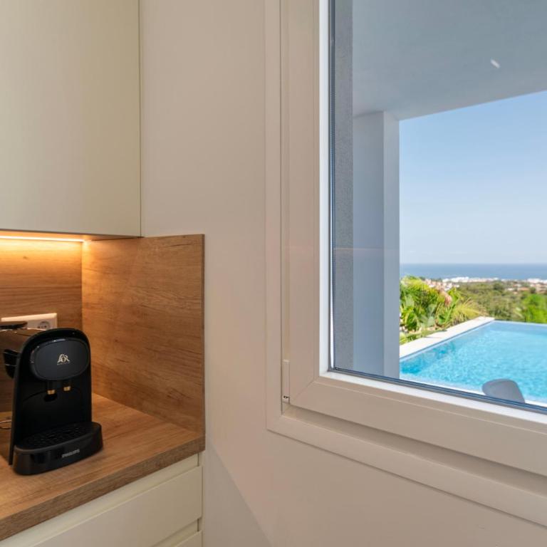 Happyplace Malaga - Villa with Panoramic Sea View Heated Infinity Saltwater Pool - Villa con vistas al mar - 14