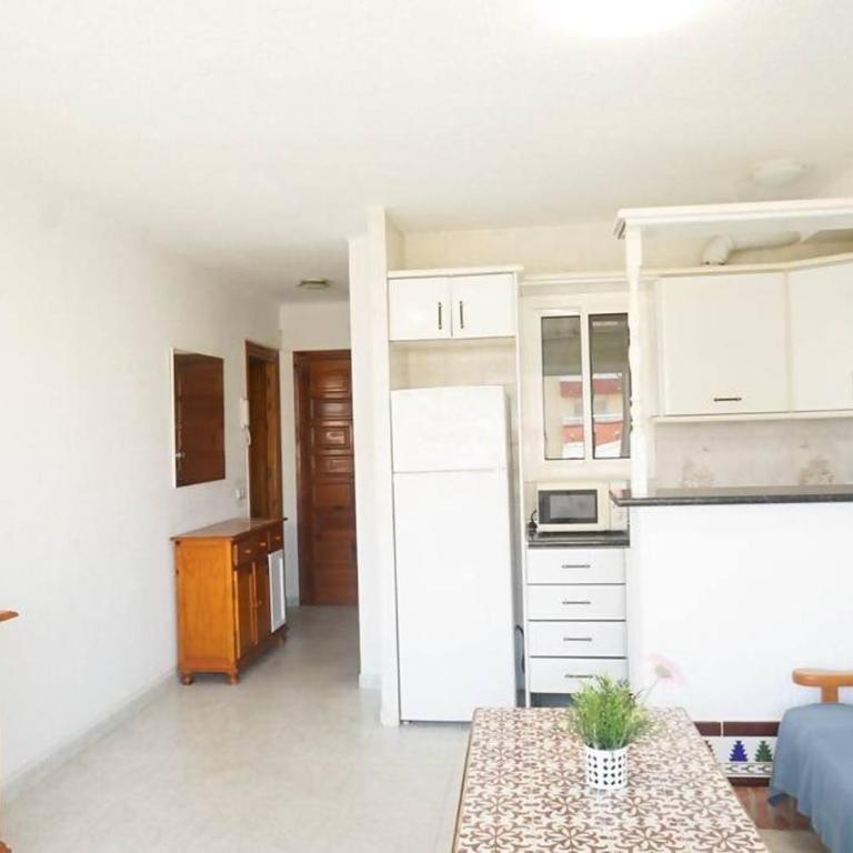 Primerísima Línea en Torrox-Costa - Apartamento de 1 dormitorio - 7