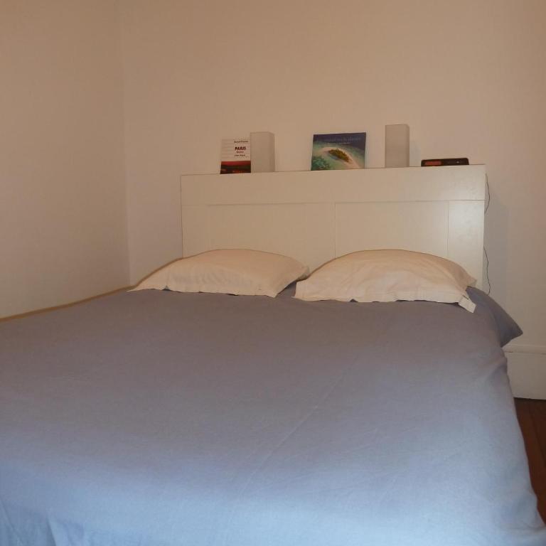 Au coeur de Paris - One-Bedroom Apartment - 11