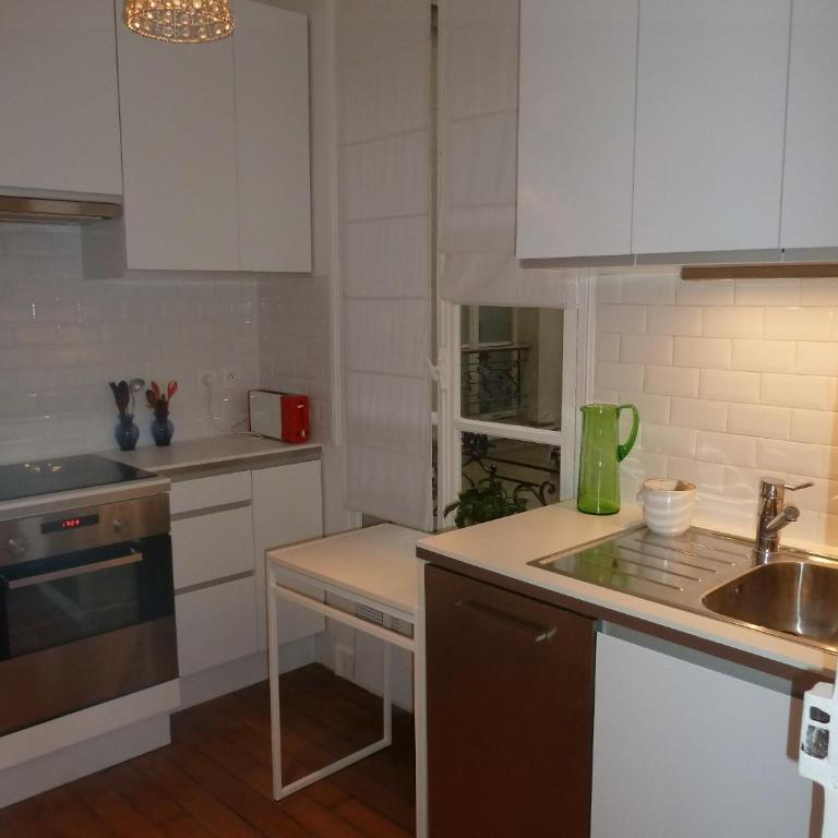 Au coeur de Paris - One-Bedroom Apartment - 4