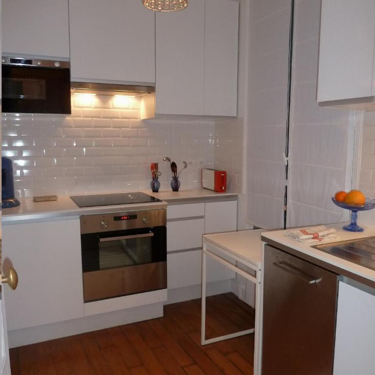 Au coeur de Paris - One-Bedroom Apartment - 5